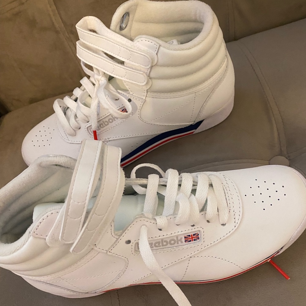 Women Reebok Classic High -Tops Size 6 1/2